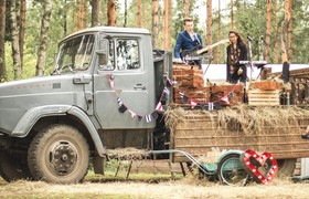 Шатер у озера - свадьбы